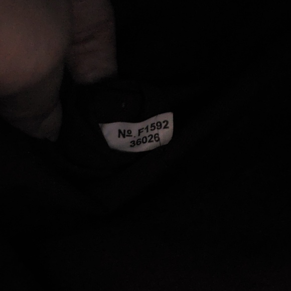 Nomad Hobo Crossbody - Picture 4 of 7